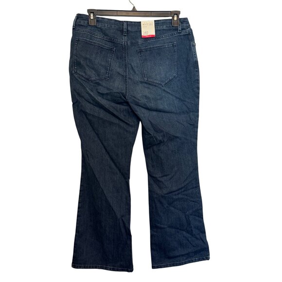 Curvy Boot Leg Jeans Low Rise Size 14S Short Length Dark Wash 77% Cotton Stretch - Picture 2 of 5